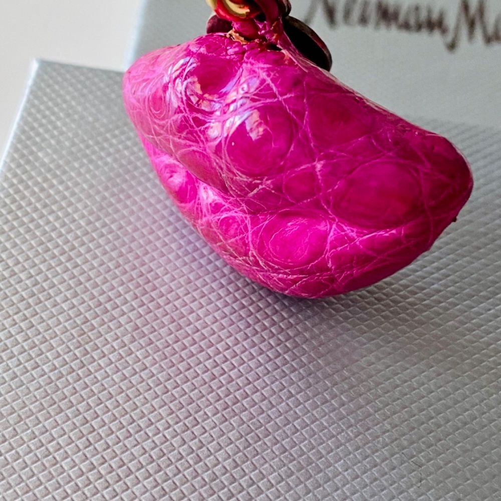 Pendant - Picture 6 of 11